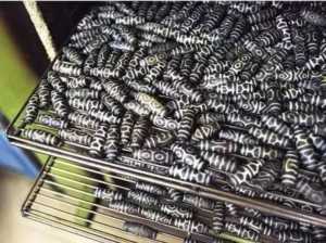 天眼的纹路怎么做旧,怎么区分新老天珠